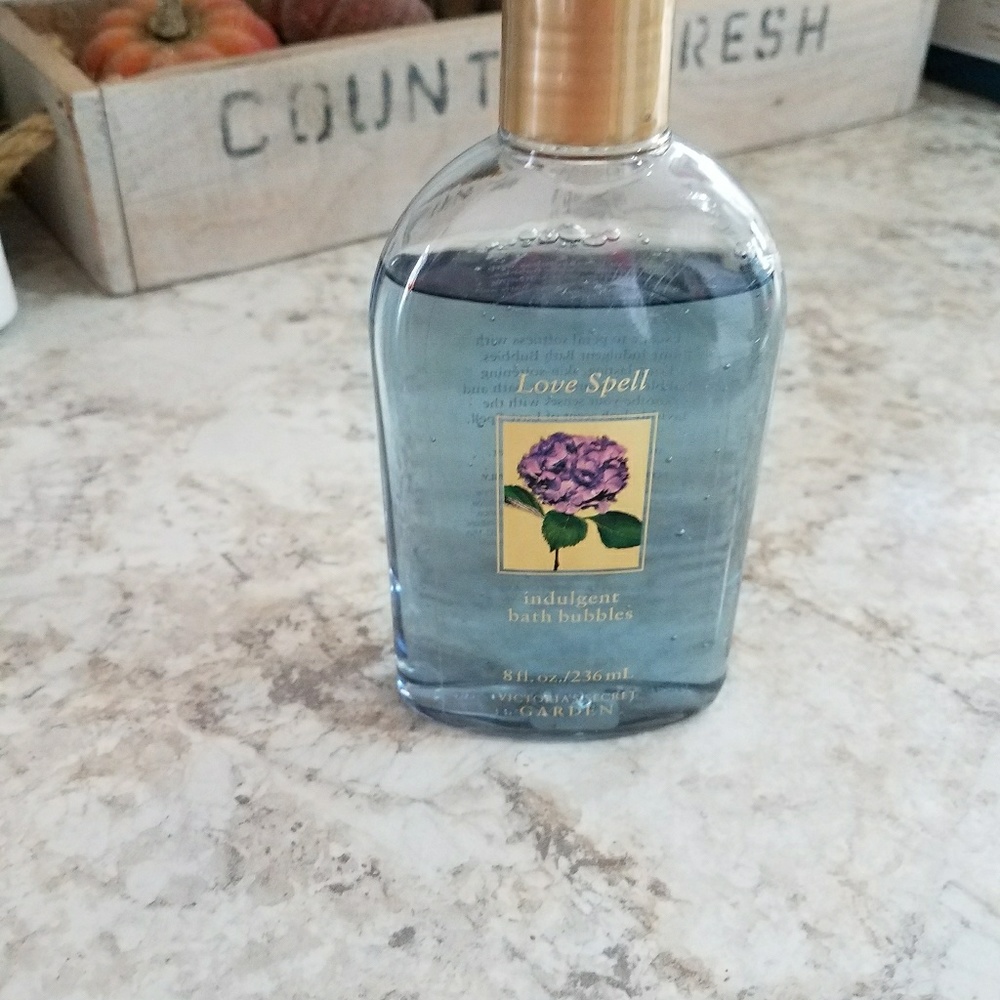 Love Spell bubble bath
